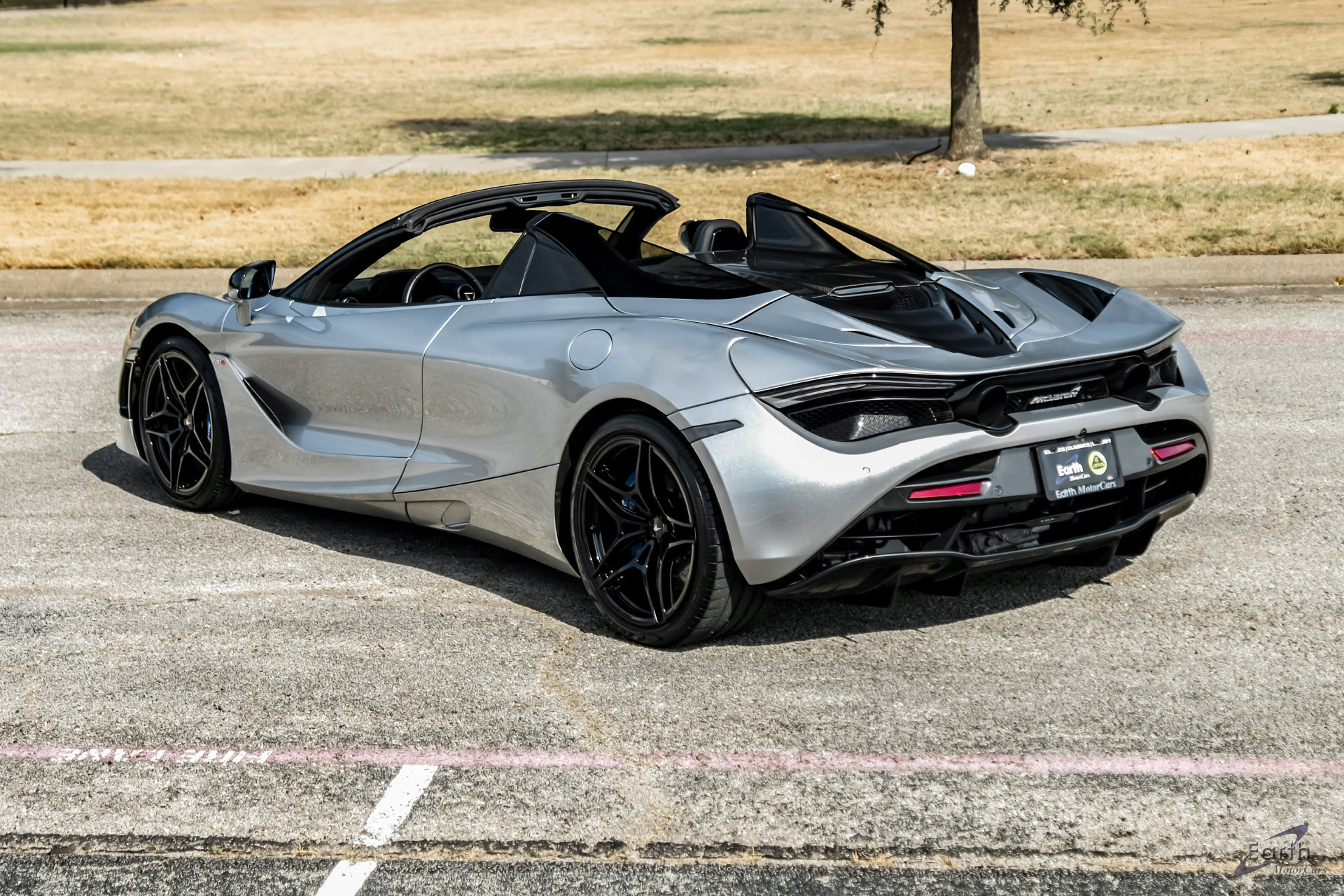 Used 2020 McLaren 720S Luxury photo 17