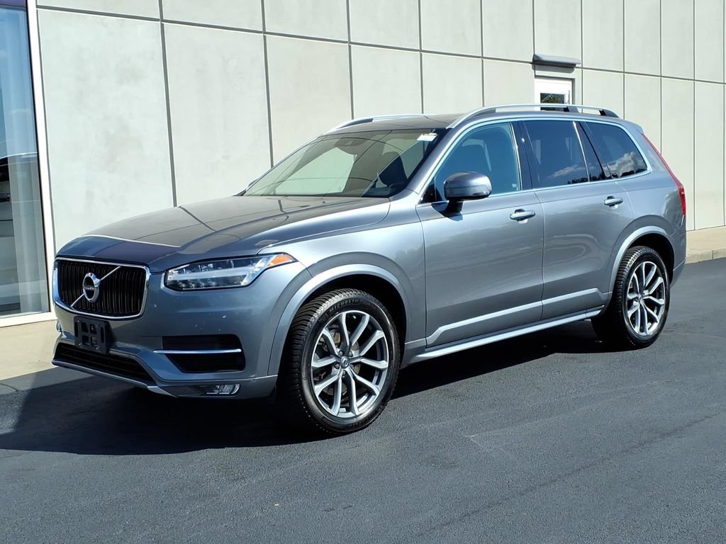 Used 2019 Volvo XC90 T5 Momentum w/ Protection Package