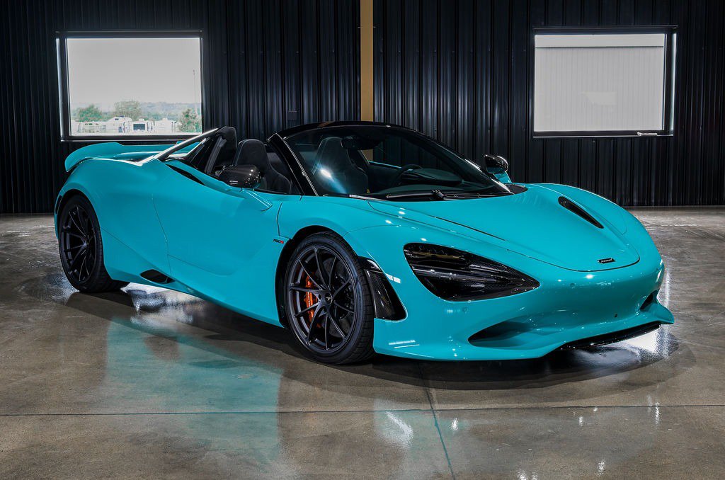 Used 2025 McLaren 750S Spider photo 25