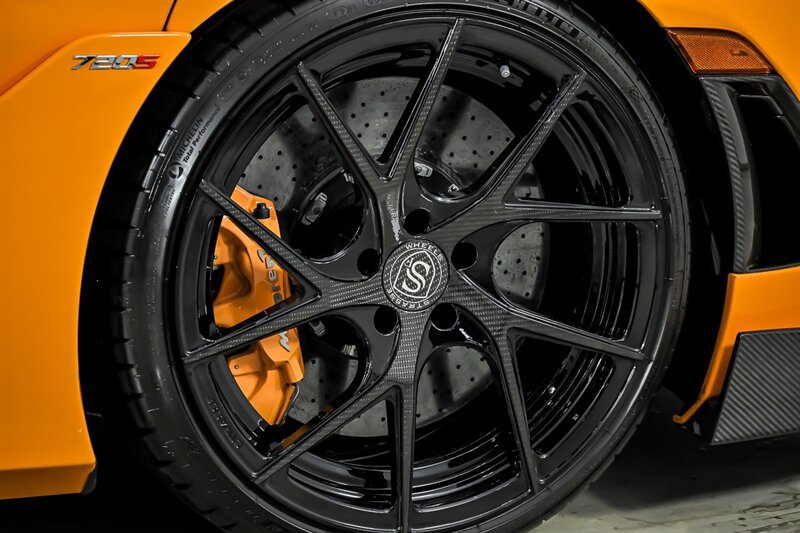 Used 2018 McLaren 720S photo 19