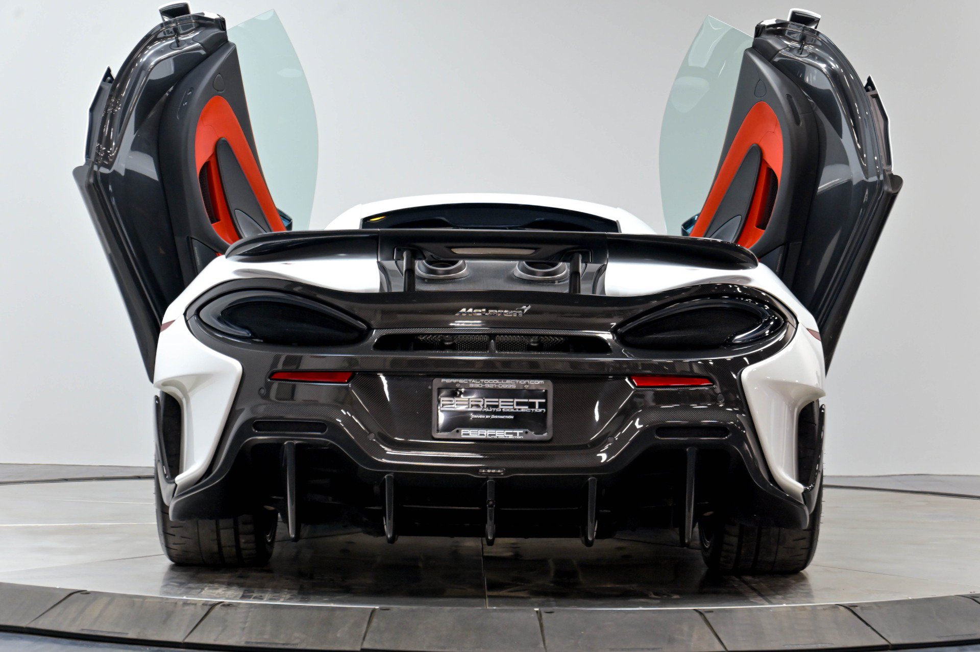 Used 2019 McLaren 600LT photo 37