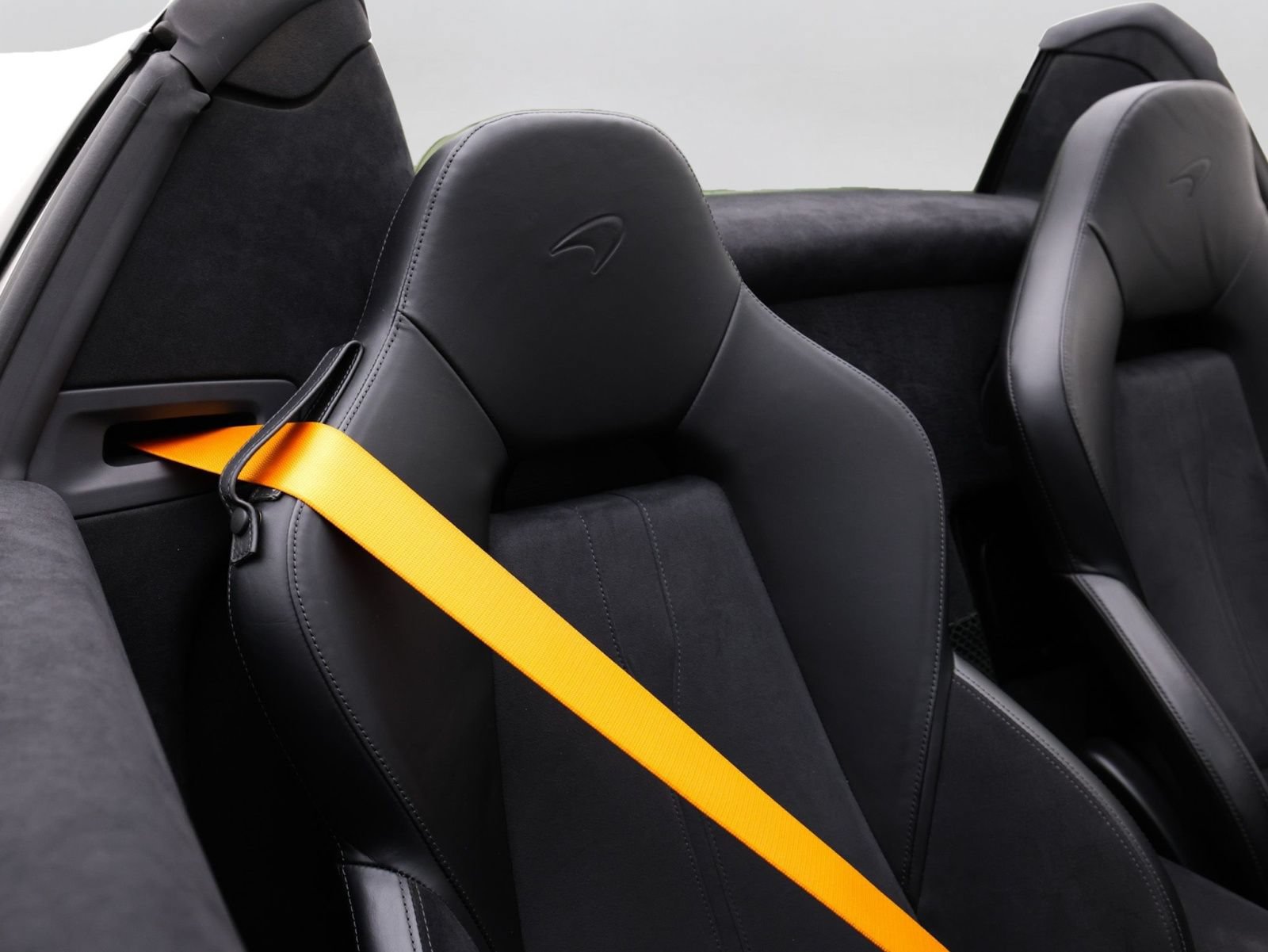 Used 2020 McLaren 600LT Spider photo 30