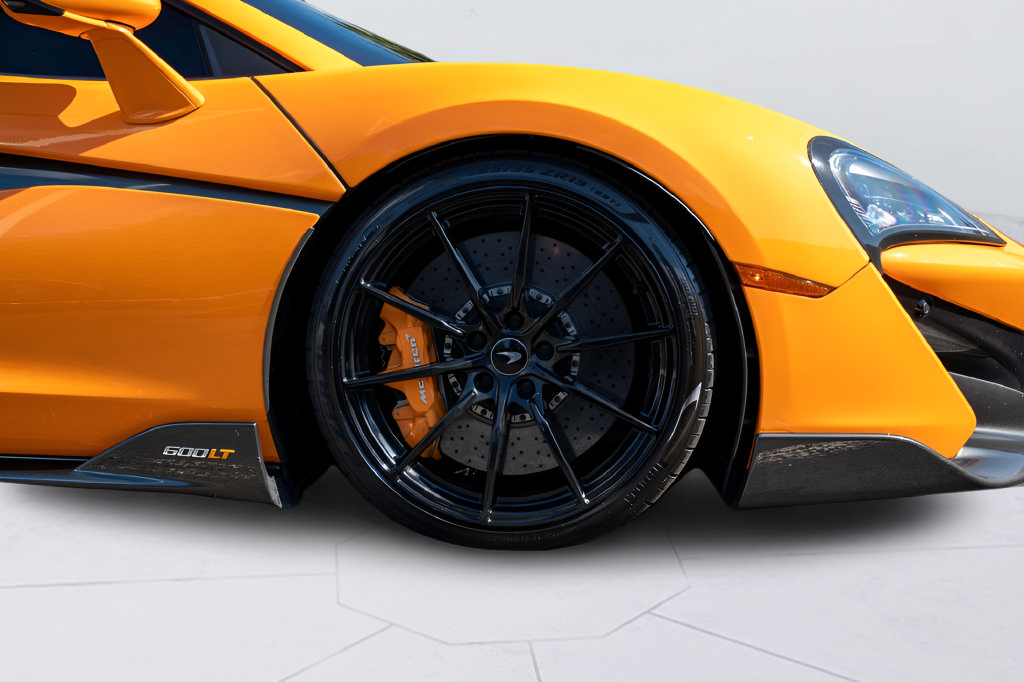 Used 2019 McLaren 600LT photo 30