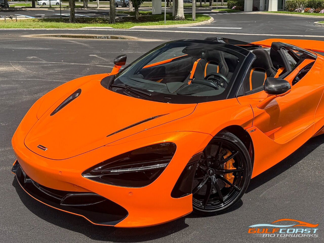 Used 2022 McLaren 720S Performance photo 11