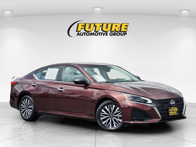 Certified 2025 Nissan Altima 2.5 SV