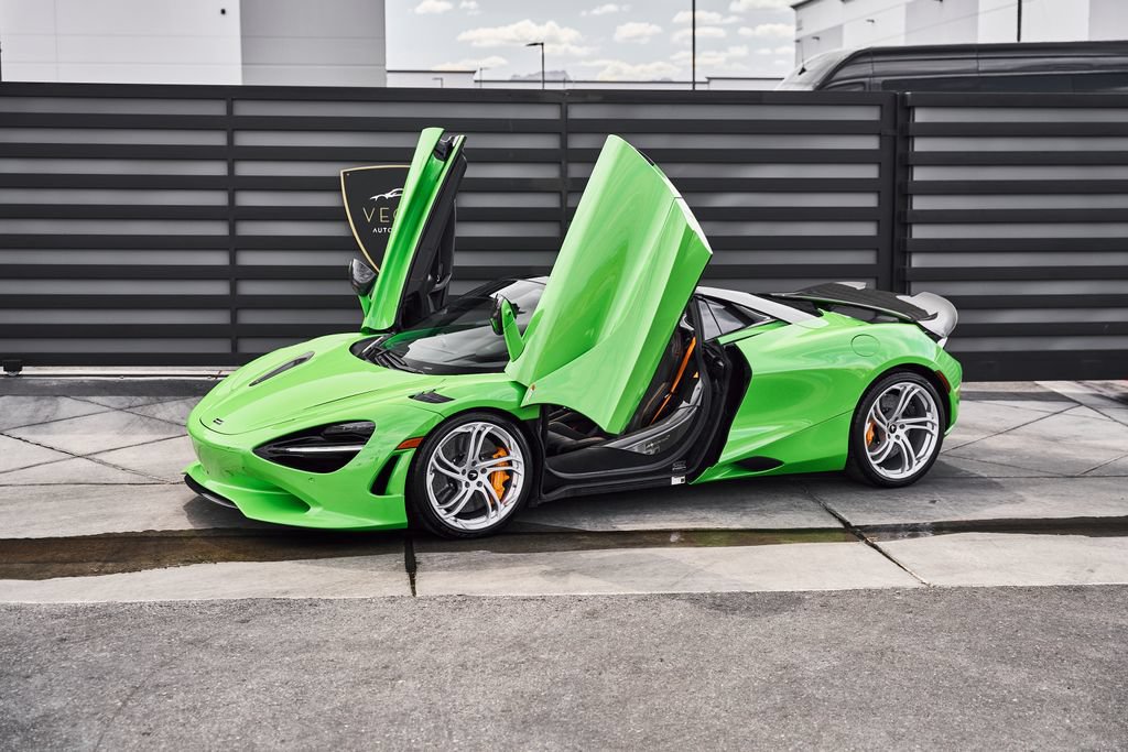 Used 2025 McLaren 750S Spider 5