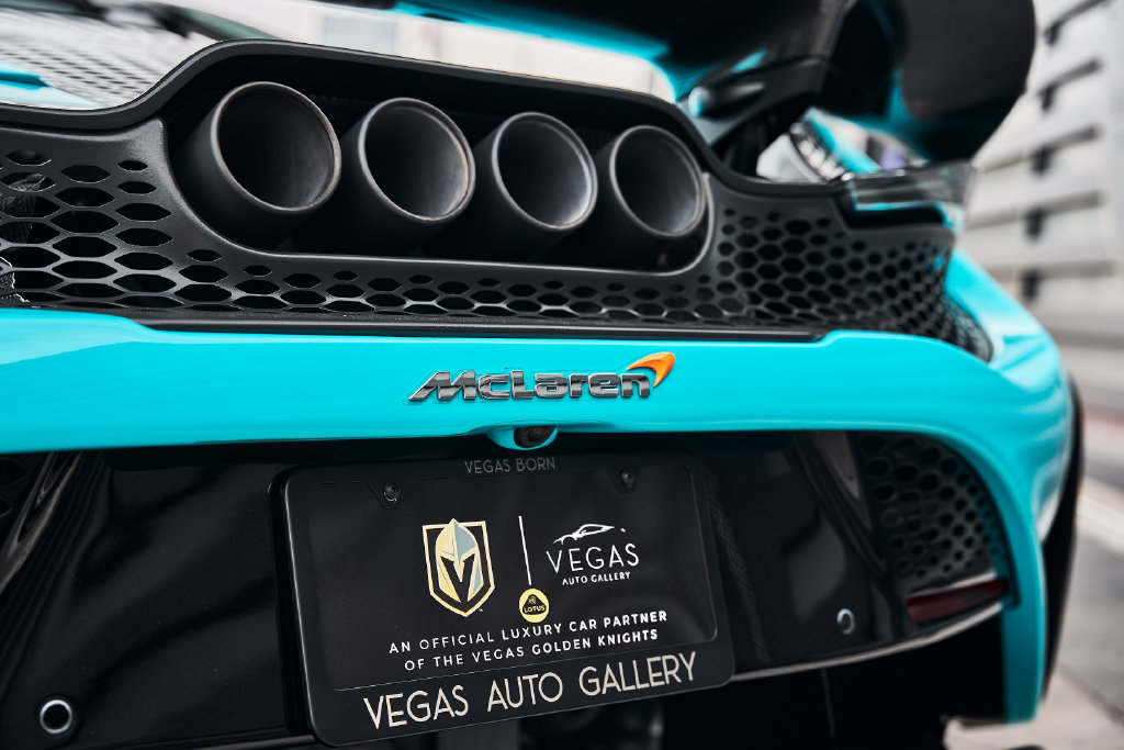 Used 2022 McLaren 765LT photo 16