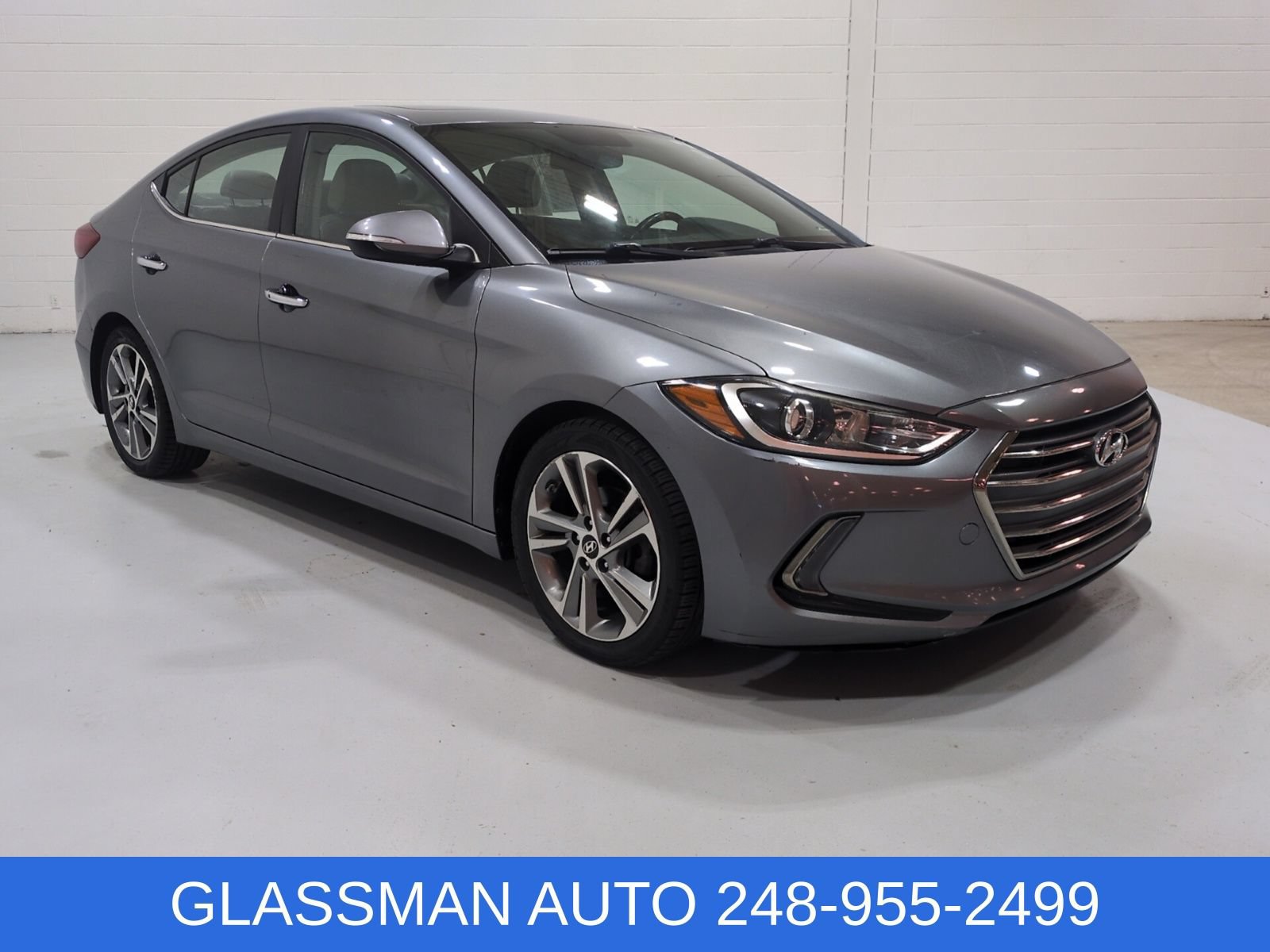 Used 2017 Hyundai Elantra Limited w/ Limited Tech Package 04