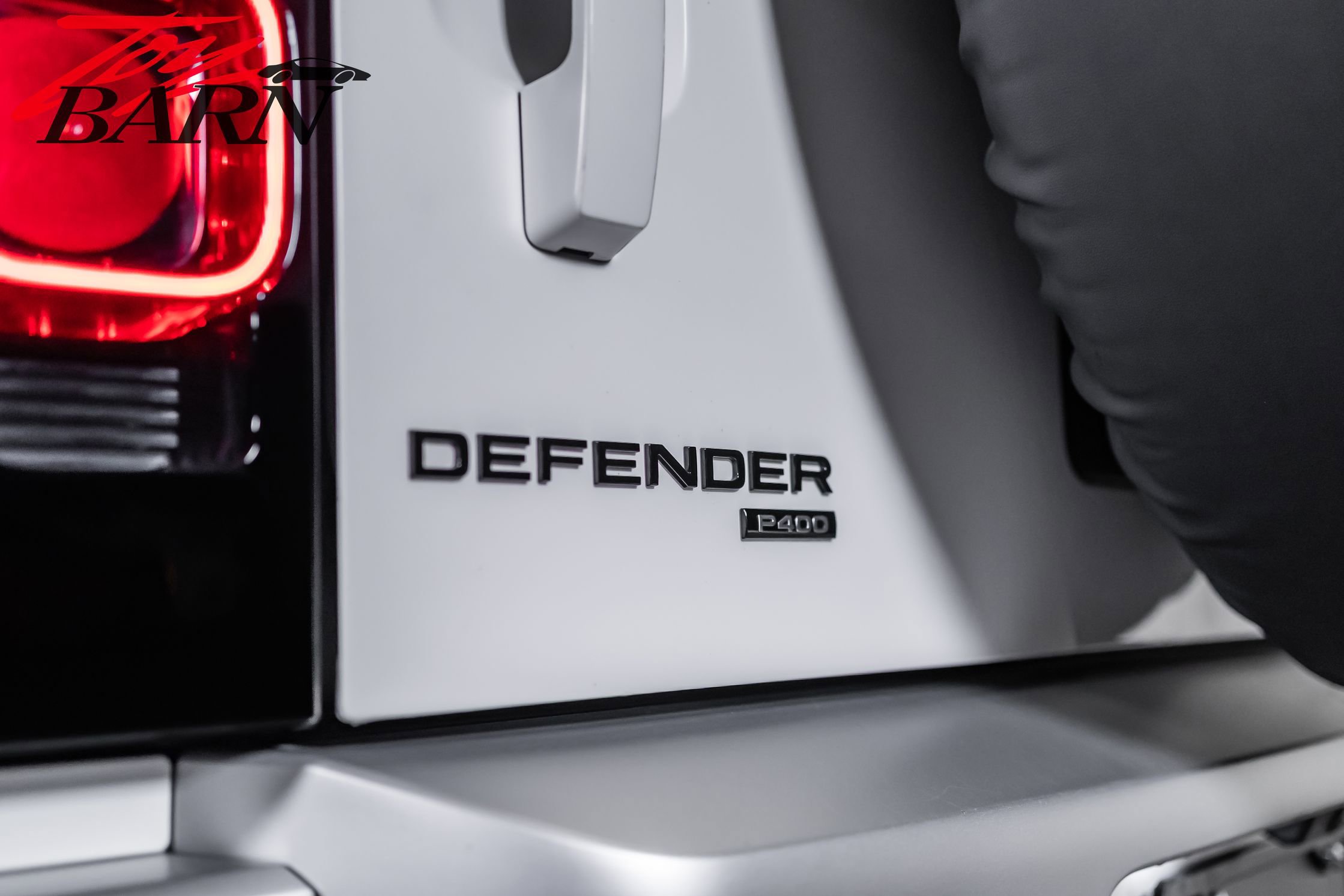 2023 Land Rover Defender 130 SE