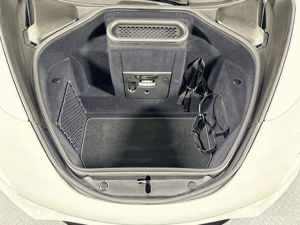 Used 2027 McLaren 750S Spider photo 29