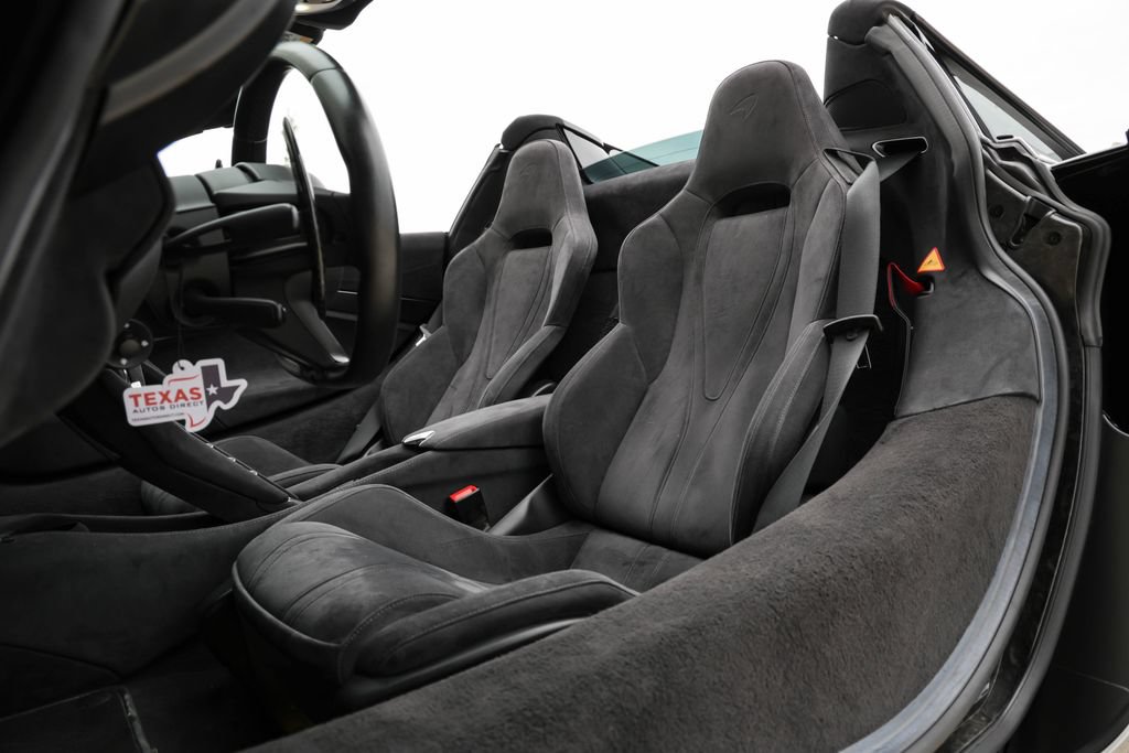 Used 2020 McLaren 720S Performance photo 18