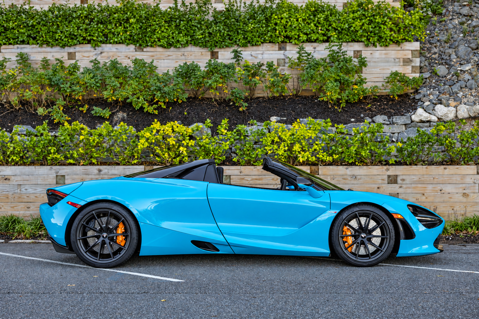Used 2020 McLaren 720S Luxury photo 30