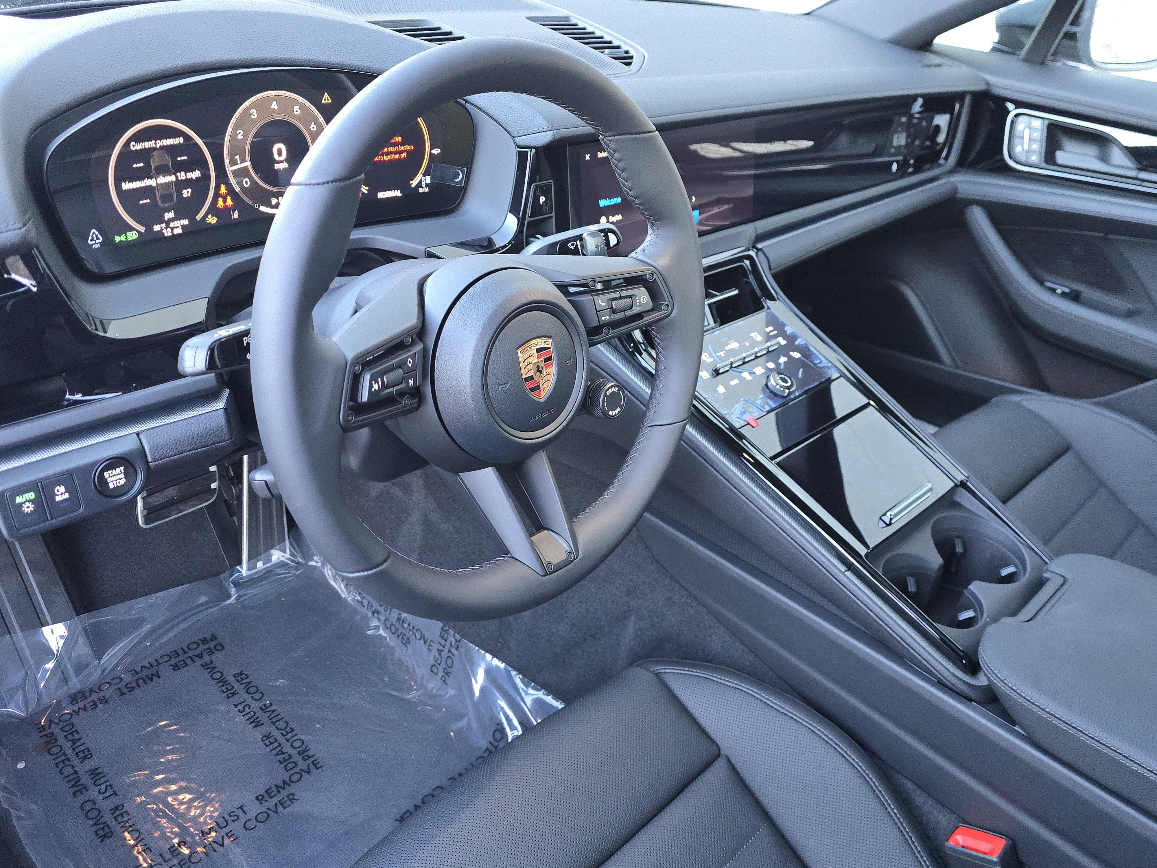 2026 Porsche Panamera 4