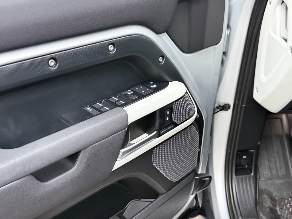 2020 Land Rover Defender 110 First Edition