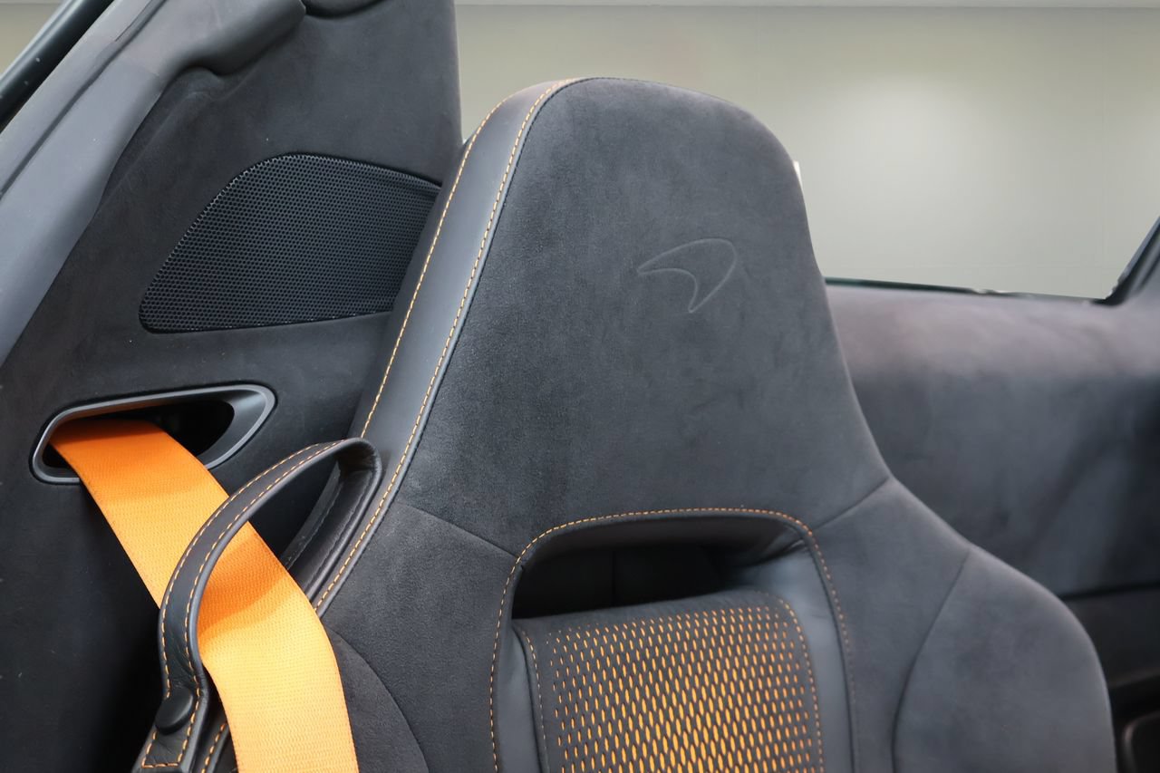 Used 2025 McLaren 750S Spider photo 19