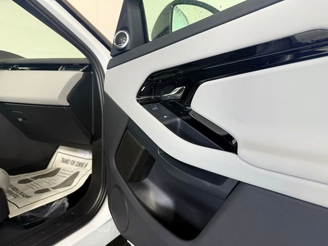 2026 Land Rover Range Rover Evoque S