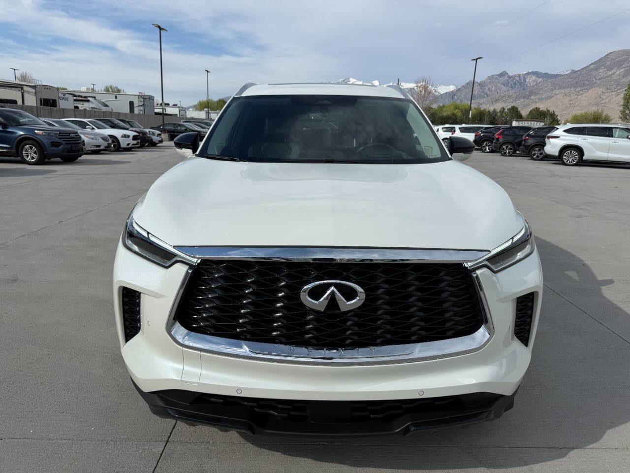 2025 INFINITI Qx60 Luxe