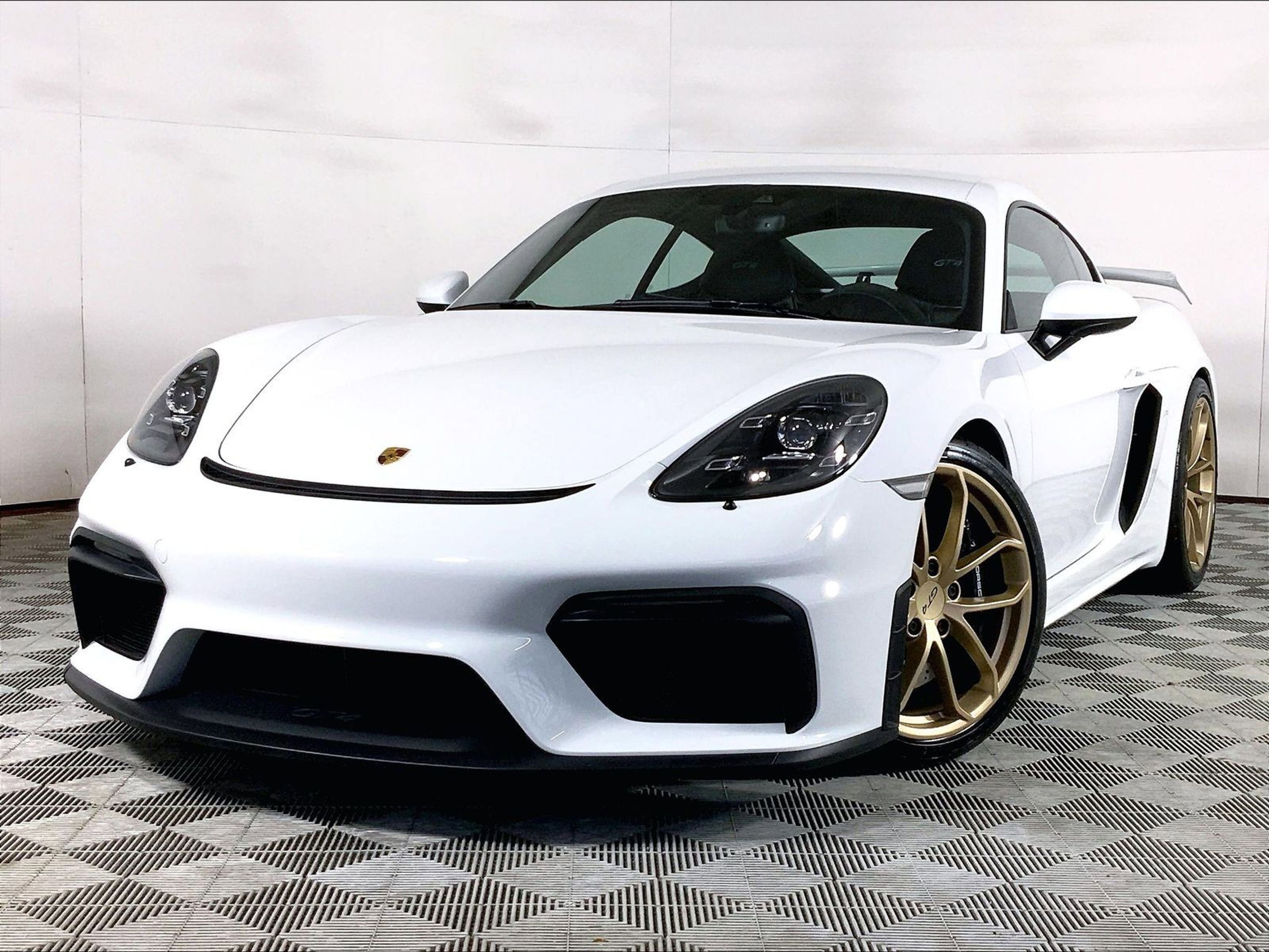 Certified 2020 Porsche 718 Cayman GT4