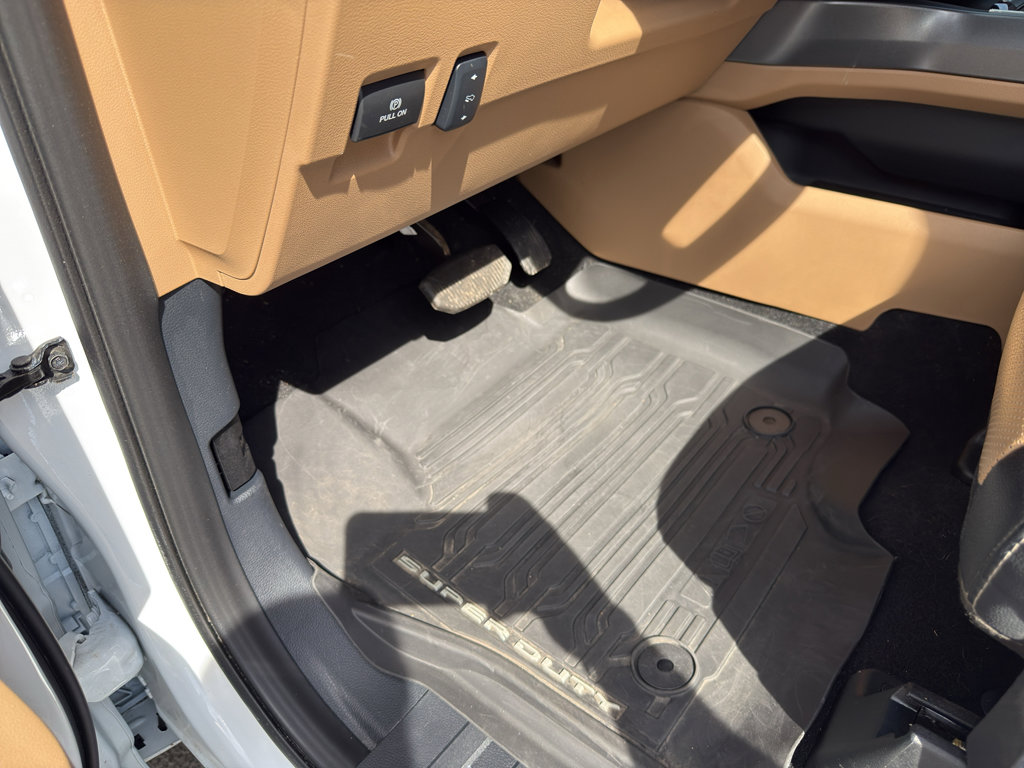 2024 Ford F350 Lariat