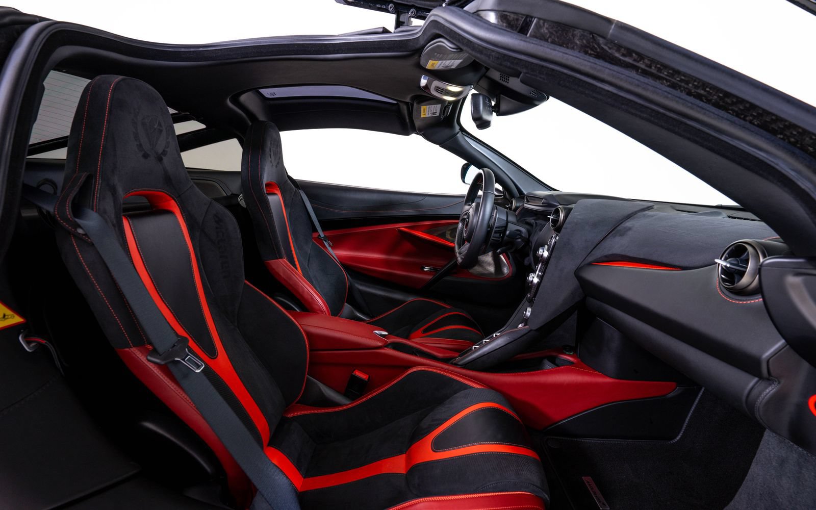 Used 2019 McLaren 720S Performance photo 24
