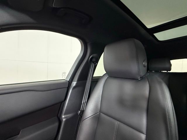 2026 Land Rover Range Rover Velar Dynamic SE