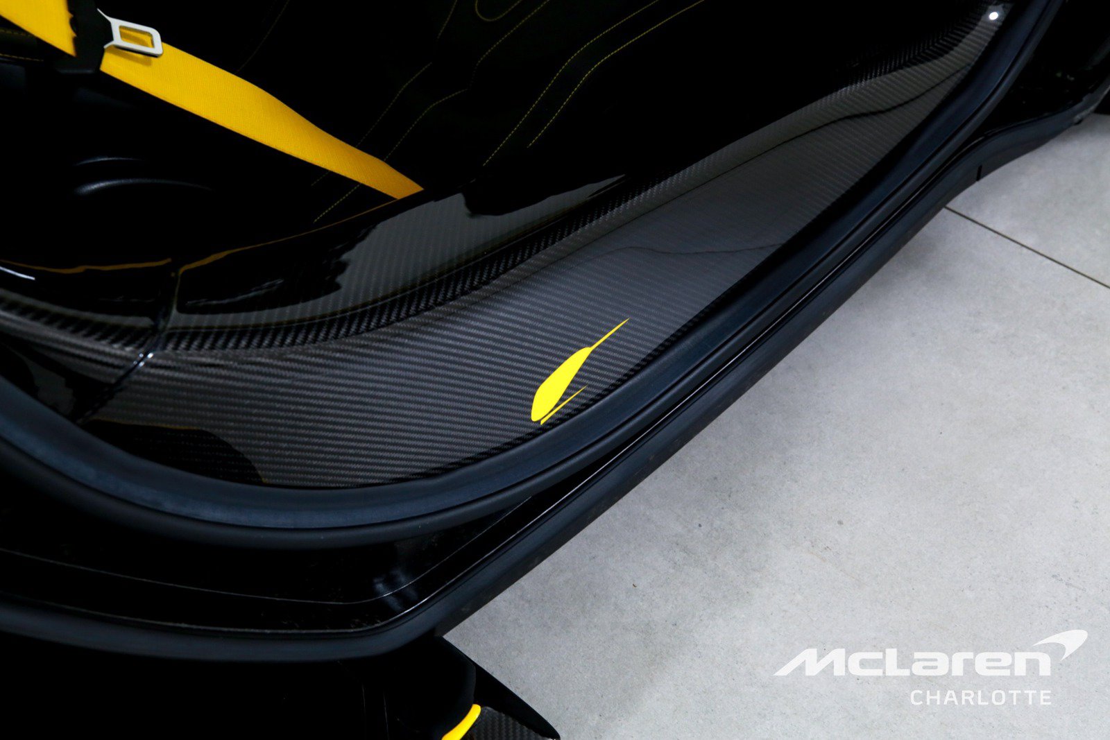 Used 2022 McLaren 765LT photo 22