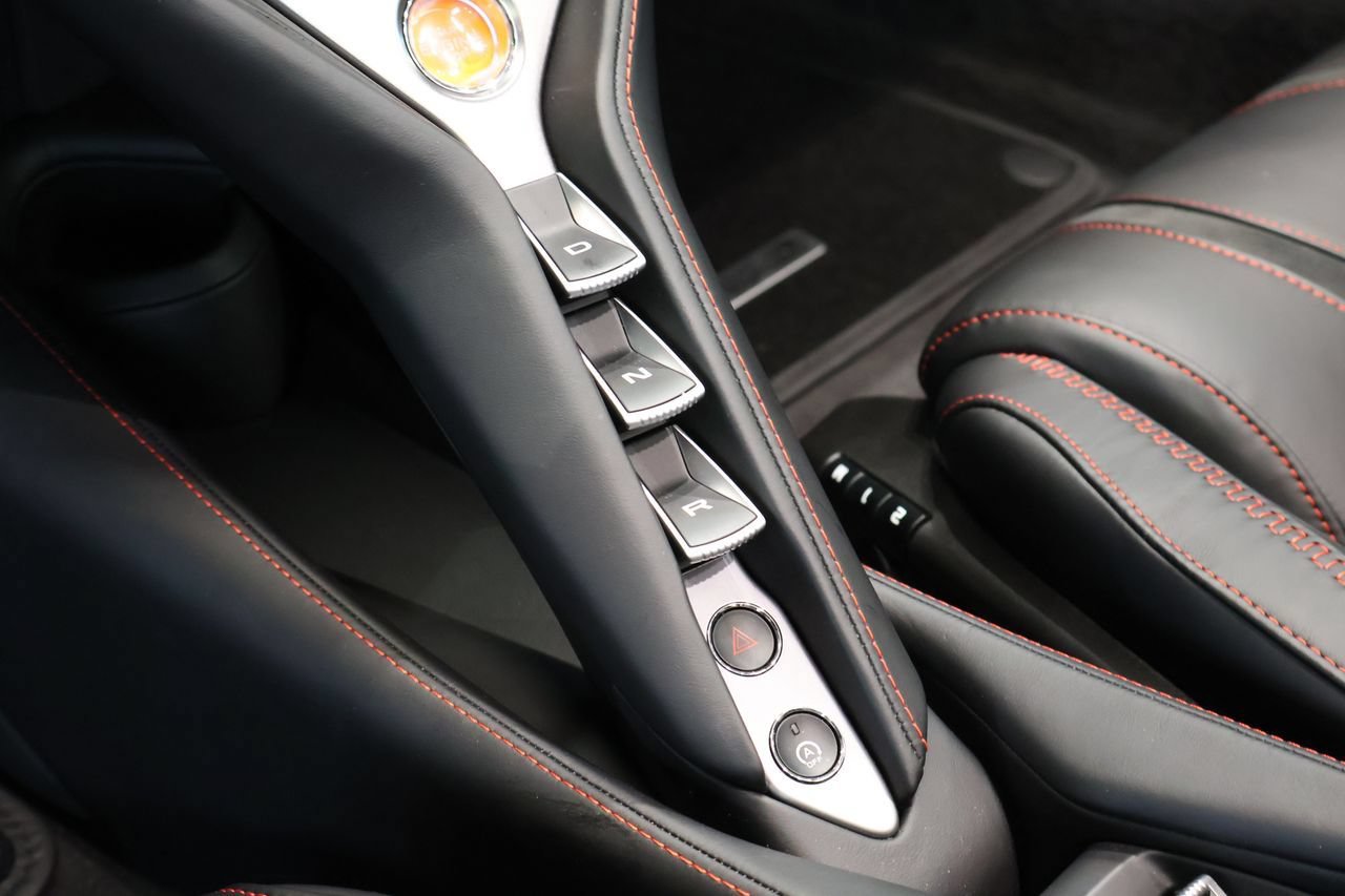 New 2027 McLaren 750S Spider photo 27