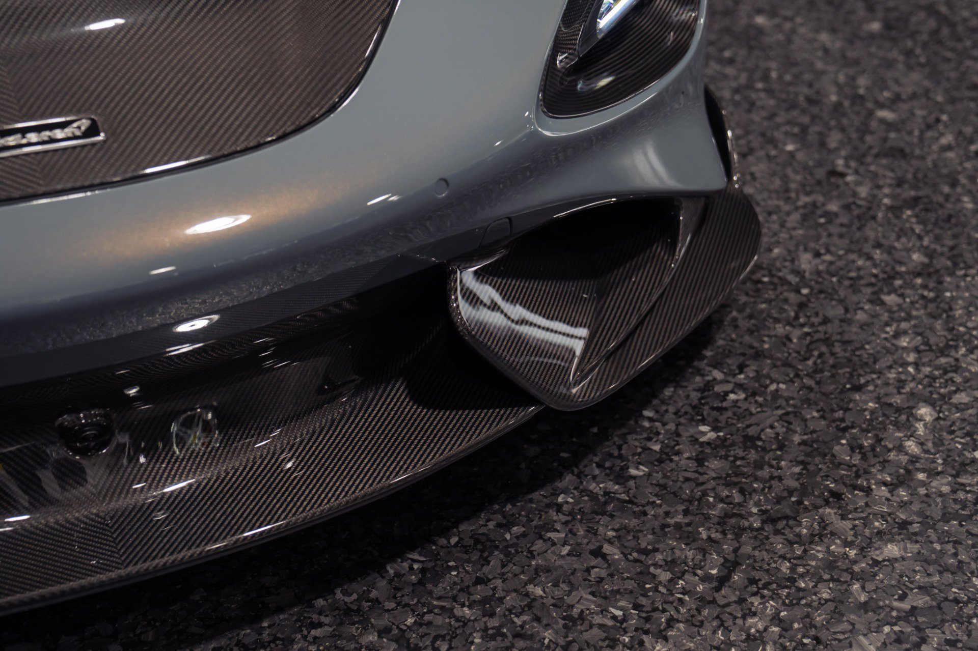Used 2021 McLaren 765LT photo 12