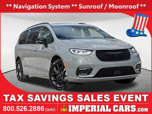 Used 2025 Chrysler Pacifica Limited
