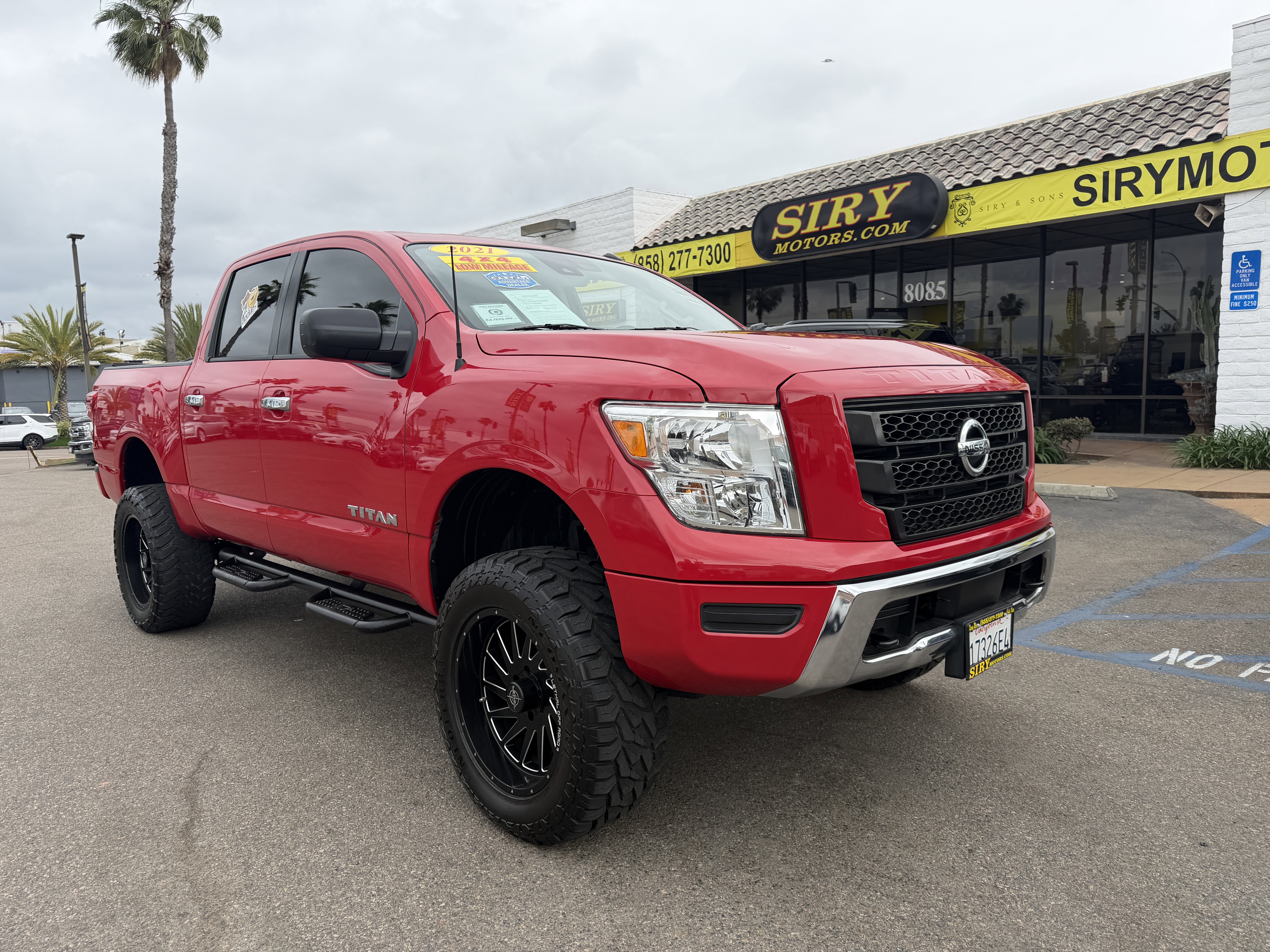 【中古】TITAN 1ES (赤) New Nissan Titan For Sale in Doylestown, PA