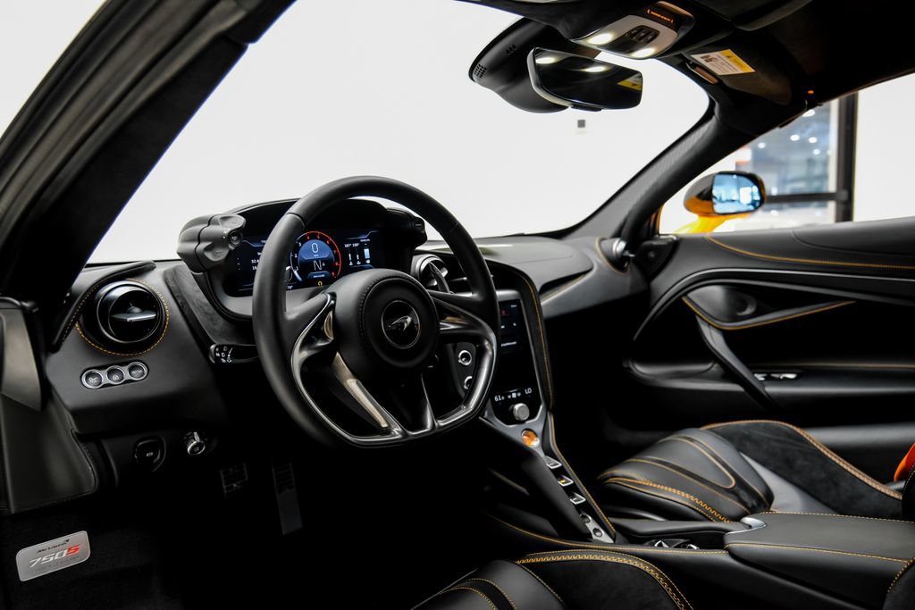 Used 2026 McLaren 750S Spider photo 8