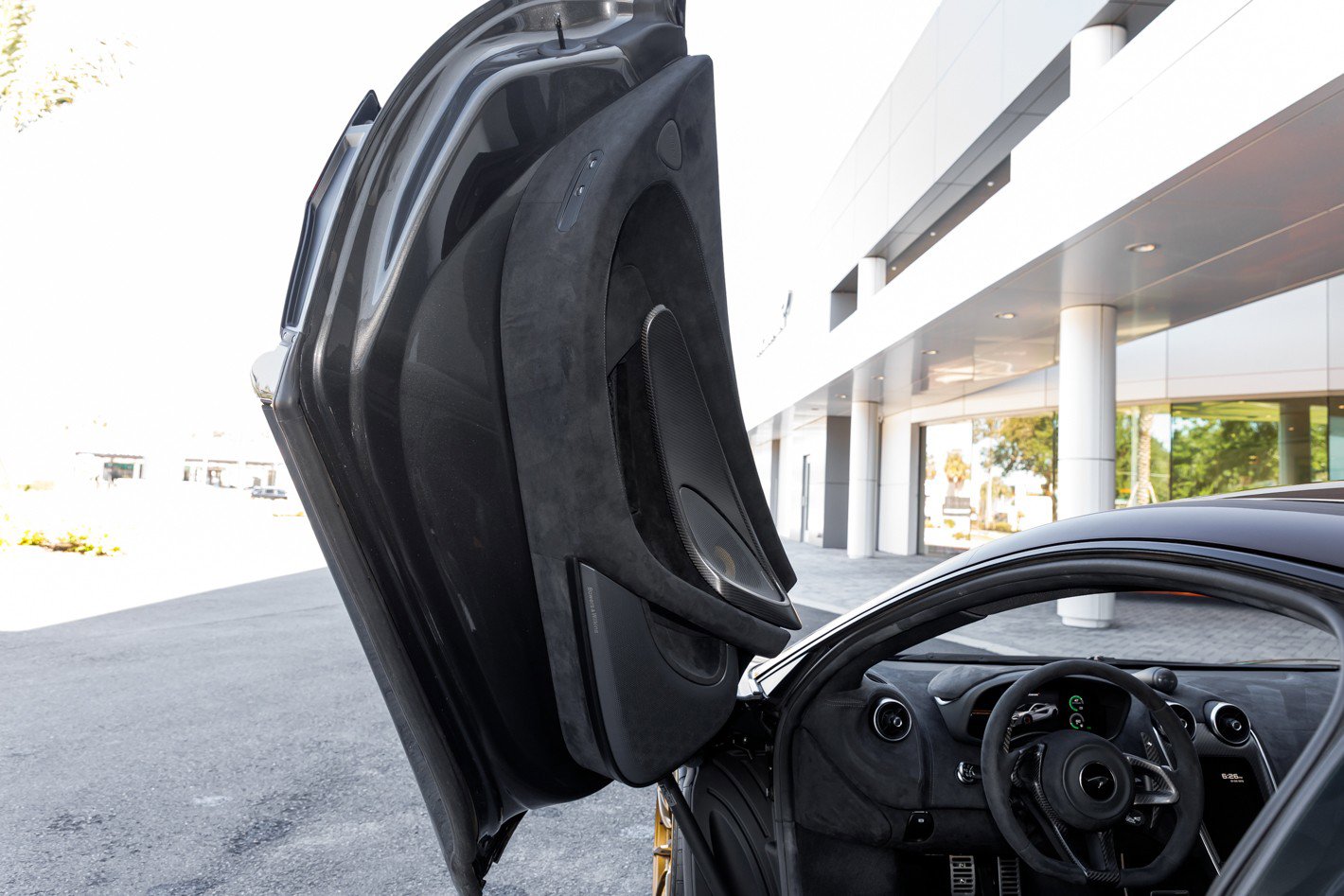 Used 2019 McLaren 600LT photo 47