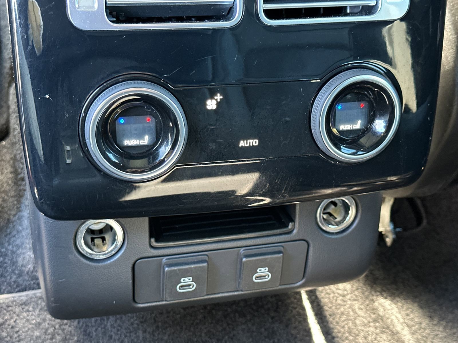 2022 Land Rover Range Rover P525 Westminster Edition