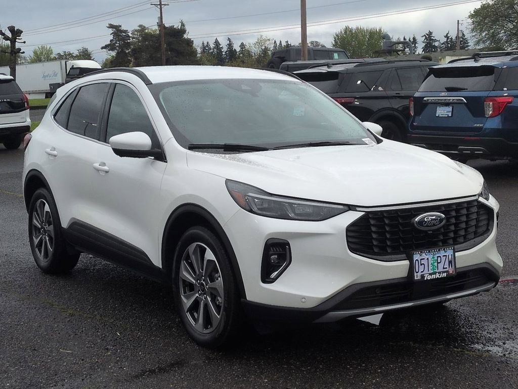 2023 Ford Escape Platinum