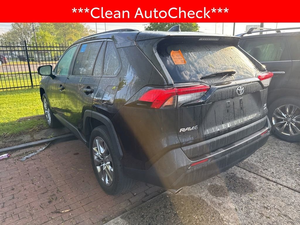 2023 Toyota Rav4 XLE Premium