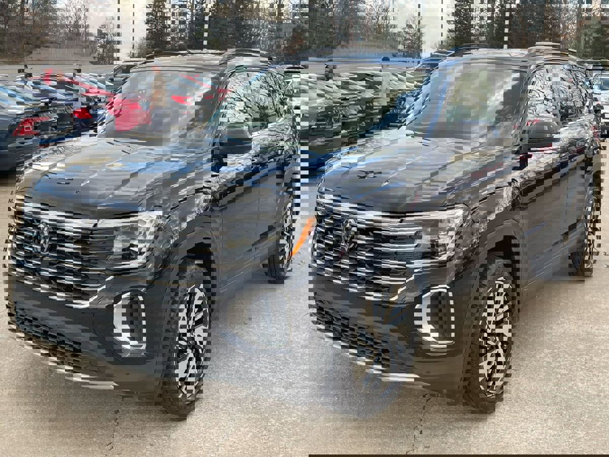 2024 Volkswagen Atlas SE