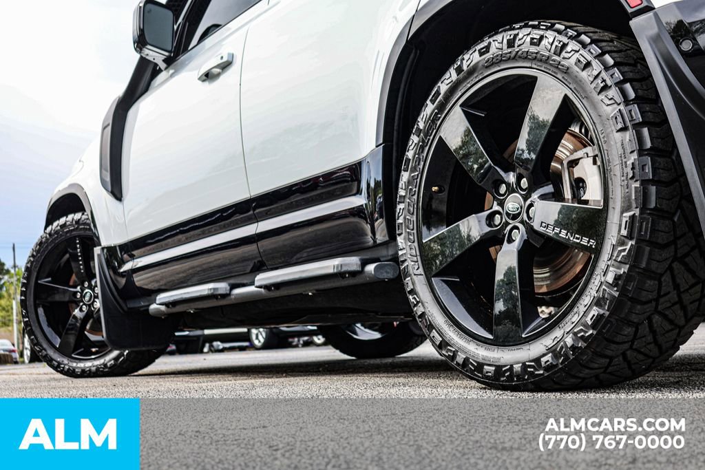 2022 Land Rover Defender 110 X-Dynamic SE