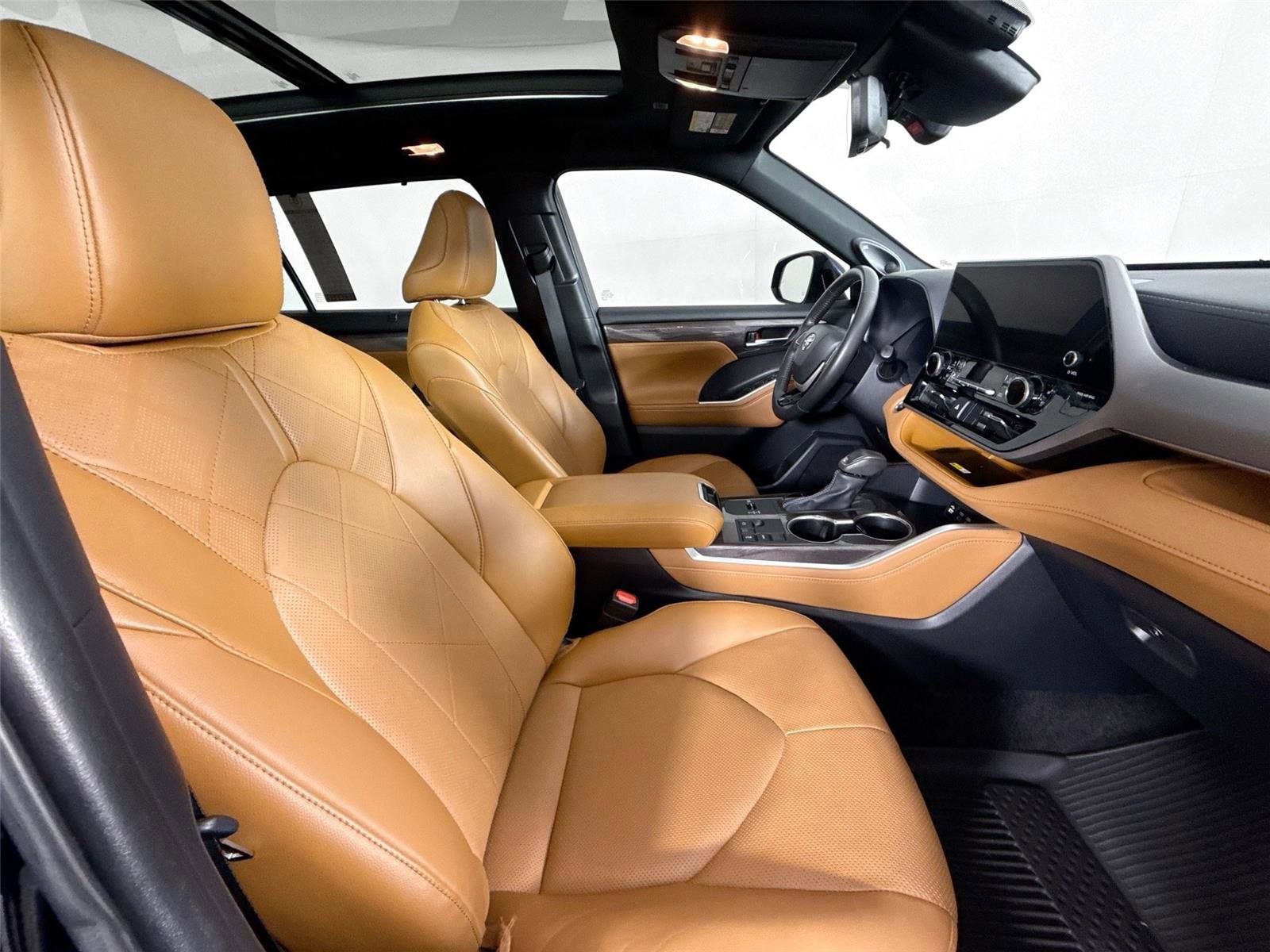 2024 Toyota Highlander Platinum