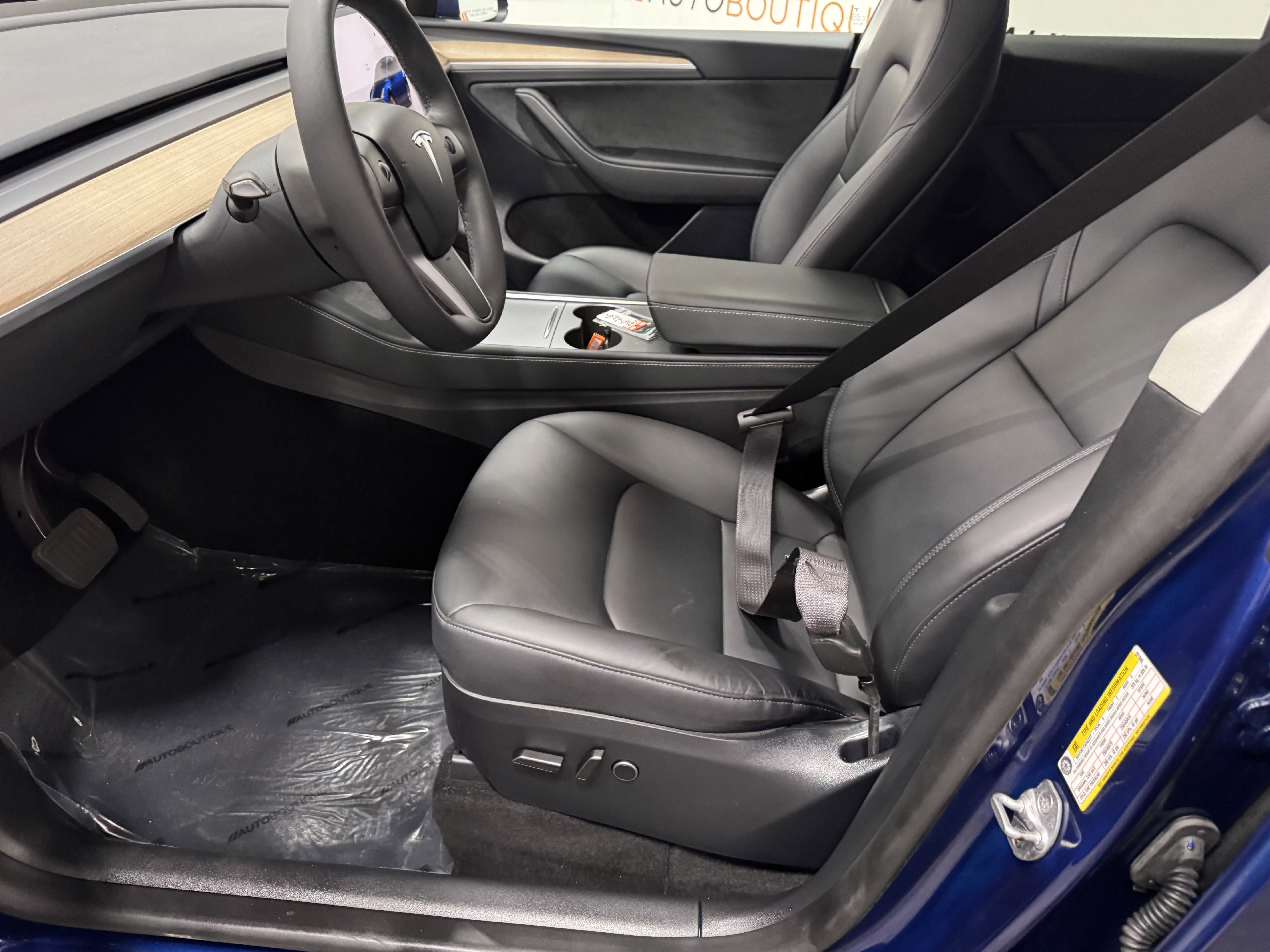 2024 Tesla Model Y Long Range