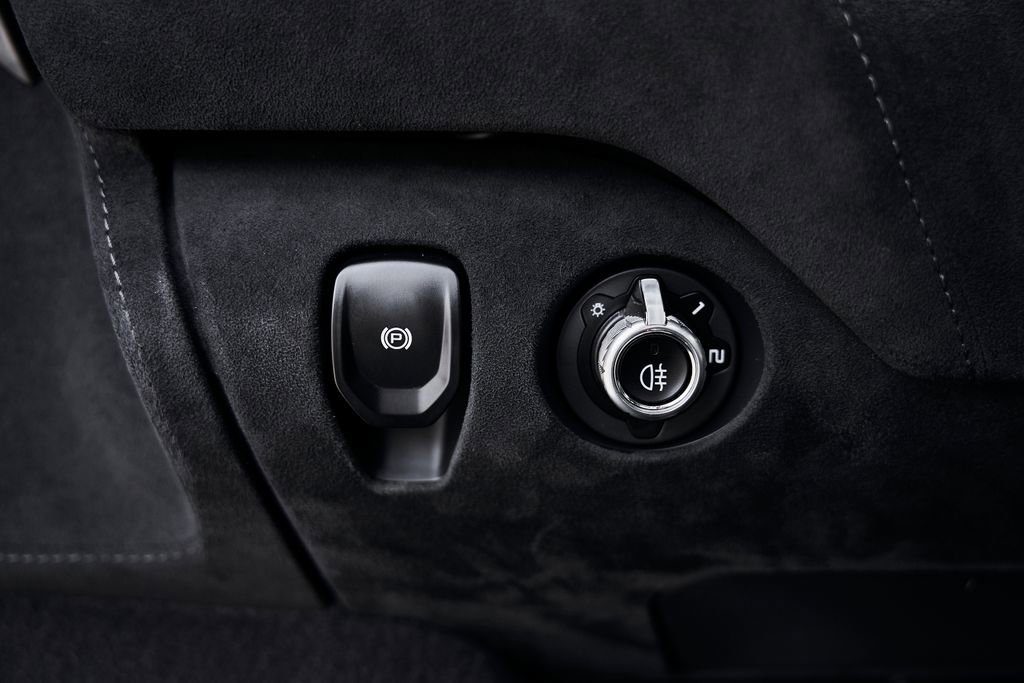 Used 2021 McLaren 720S Luxury photo 45