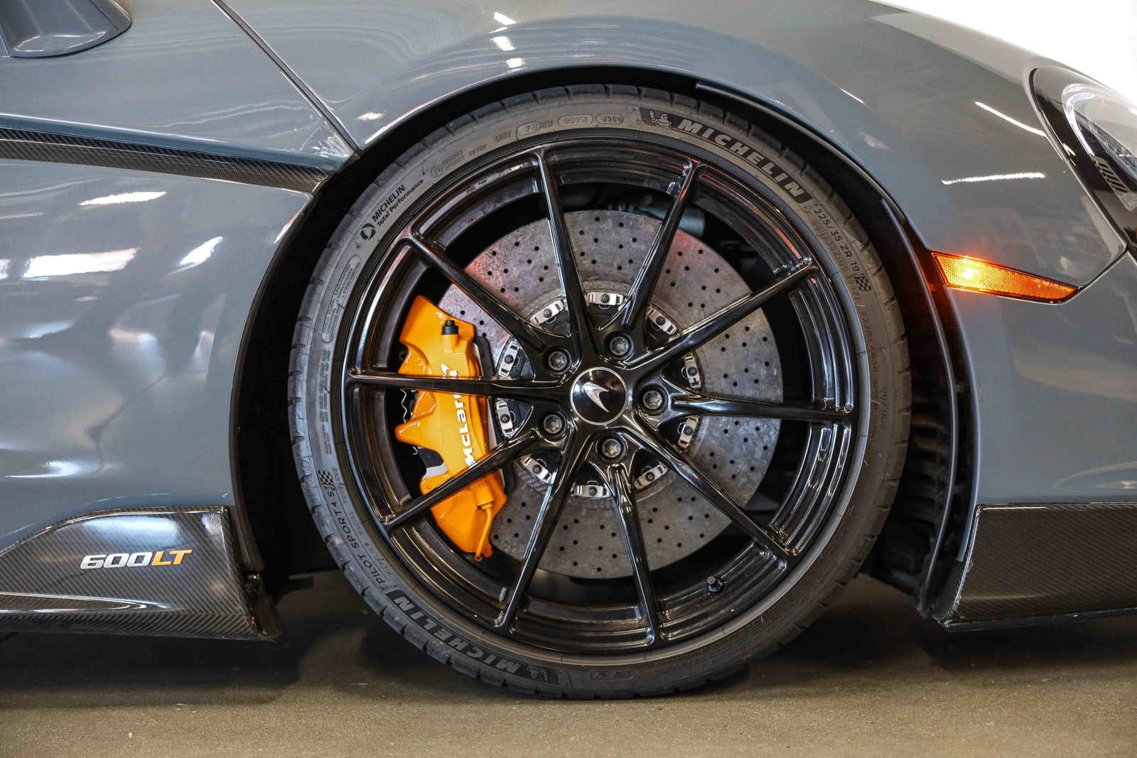 Used 2019 McLaren 600LT photo 19