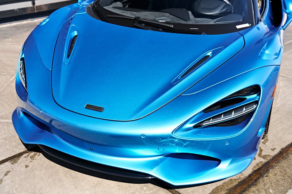 Used 2025 McLaren 750S Spider photo 7