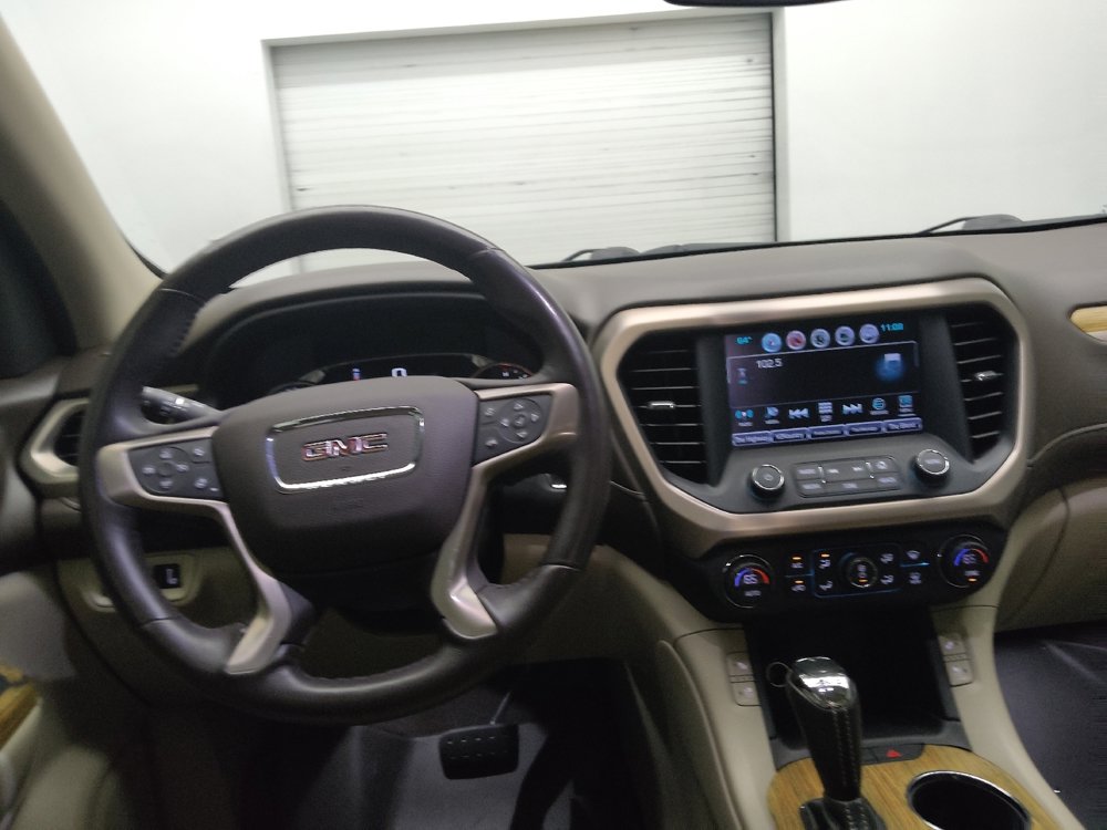 2017 GMC Acadia Denali
