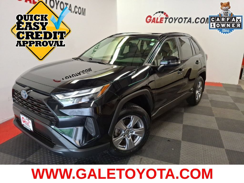 Used 2022 Toyota RAV4 XLE w/ Convenience Package
