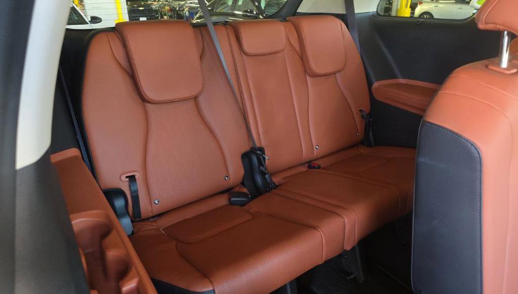 2025 Kia Carnival EX