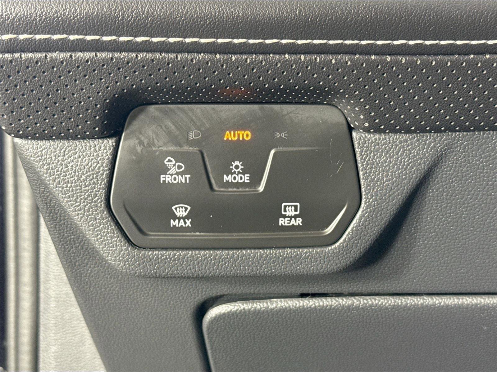 2024 Volkswagen Atlas SE