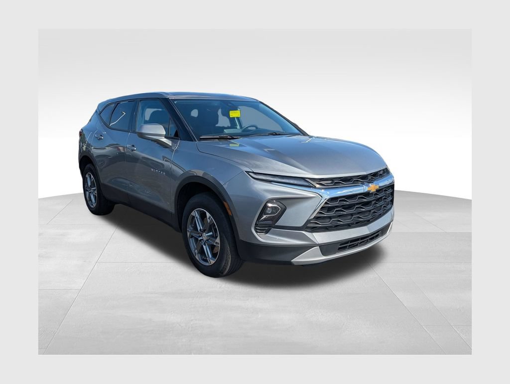 Used 2025 Chevrolet Blazer LT