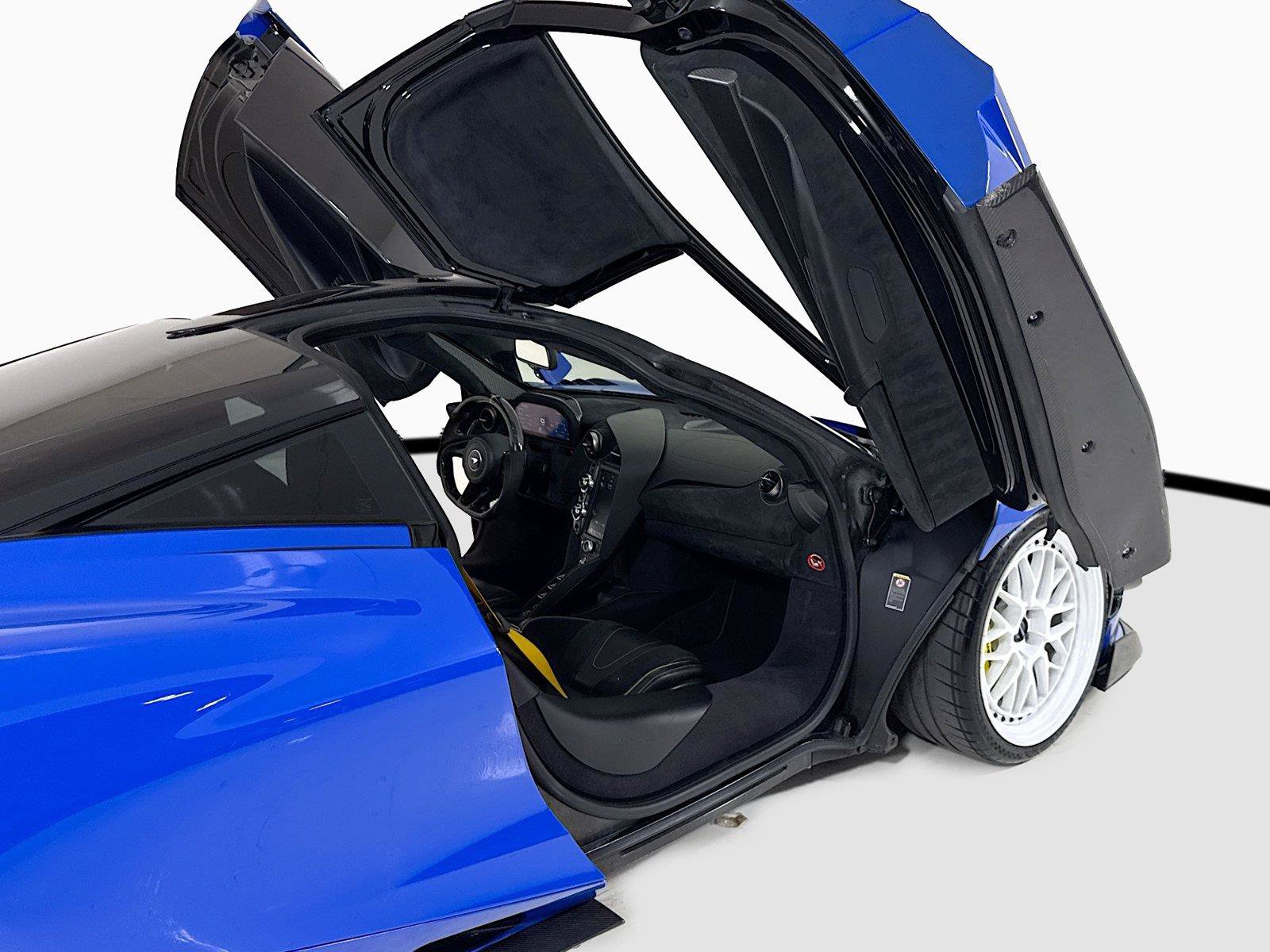 Used 2021 McLaren 720S Performance photo 24