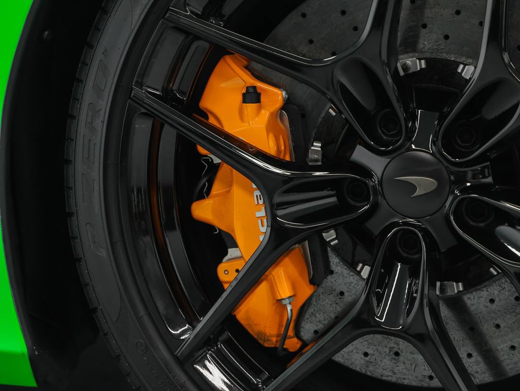 Used 2025 McLaren 750S Spider photo 12