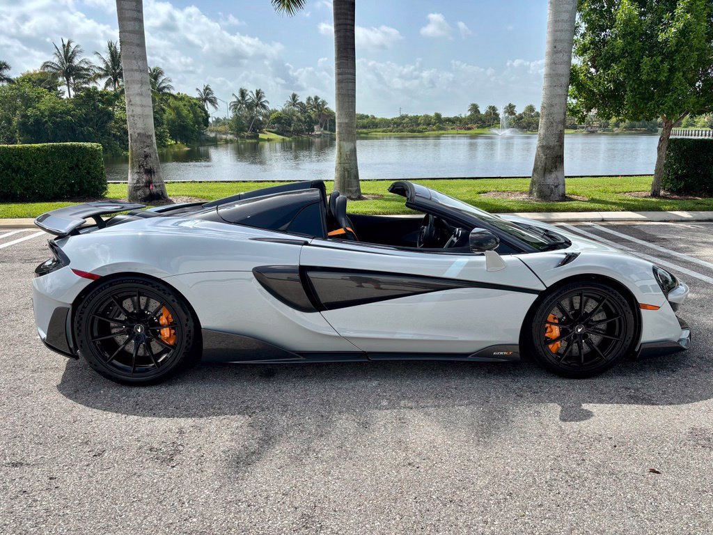 Used 2020 McLaren 600LT Spider photo 6